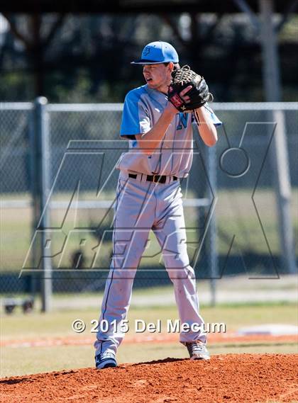 Thumbnail 1 in Sickles @ Newsome photogallery.