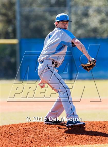 Thumbnail 1 in Sickles @ Newsome photogallery.