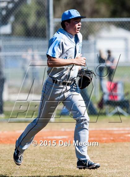 Thumbnail 1 in Sickles @ Newsome photogallery.
