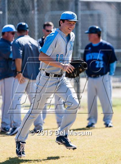 Thumbnail 3 in Sickles @ Newsome photogallery.