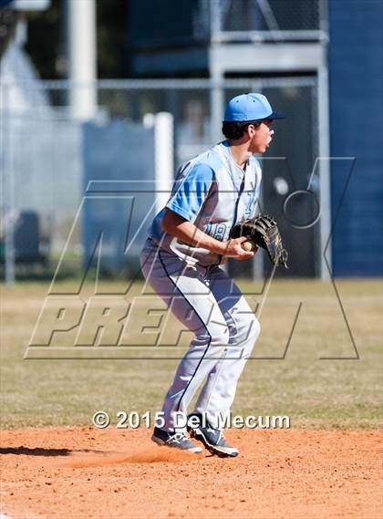 Thumbnail 1 in Sickles @ Newsome photogallery.