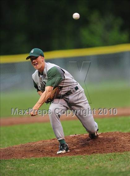 Thumbnail 3 in Guilford @ North Haven photogallery.