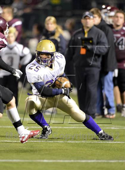 Thumbnail 1 in Christian Brothers Academy vs. Orchard Park (NYSPHSAA Class AA Semifinal) photogallery.