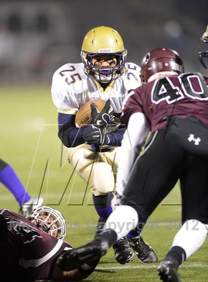 Thumbnail 3 in Christian Brothers Academy vs. Orchard Park (NYSPHSAA Class AA Semifinal) photogallery.