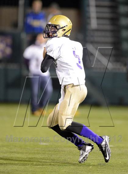 Thumbnail 3 in Christian Brothers Academy vs. Orchard Park (NYSPHSAA Class AA Semifinal) photogallery.