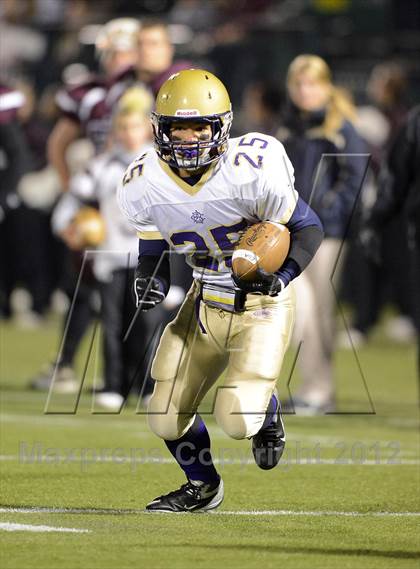 Thumbnail 2 in Christian Brothers Academy vs. Orchard Park (NYSPHSAA Class AA Semifinal) photogallery.