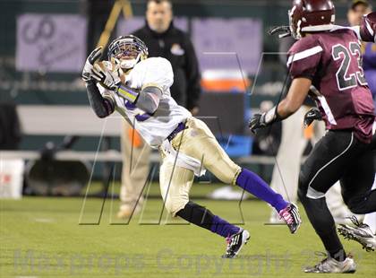Thumbnail 1 in Christian Brothers Academy vs. Orchard Park (NYSPHSAA Class AA Semifinal) photogallery.