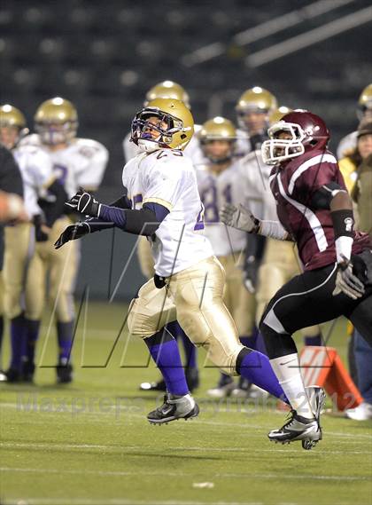 Thumbnail 2 in Christian Brothers Academy vs. Orchard Park (NYSPHSAA Class AA Semifinal) photogallery.