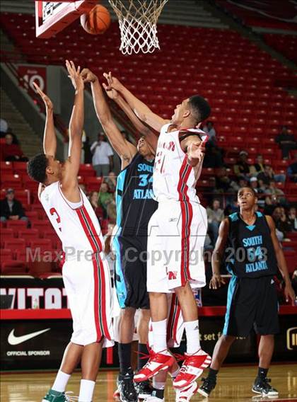 Thumbnail 2 in South Atlanta vs. Lawrence North (T-Mobile Invitational) photogallery.
