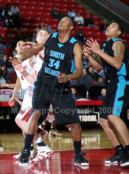 Thumbnail 3 in South Atlanta vs. Lawrence North (T-Mobile Invitational) photogallery.