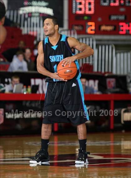 Thumbnail 3 in South Atlanta vs. Lawrence North (T-Mobile Invitational) photogallery.