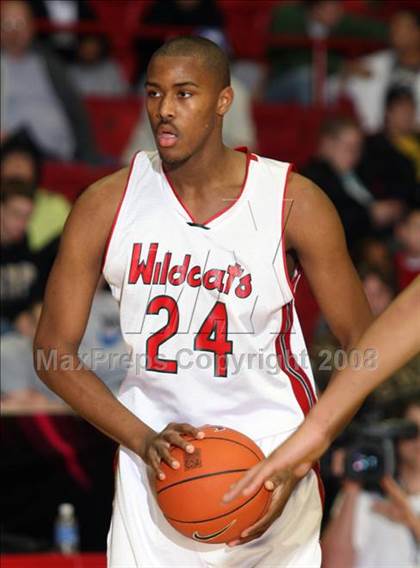Thumbnail 1 in South Atlanta vs. Lawrence North (T-Mobile Invitational) photogallery.