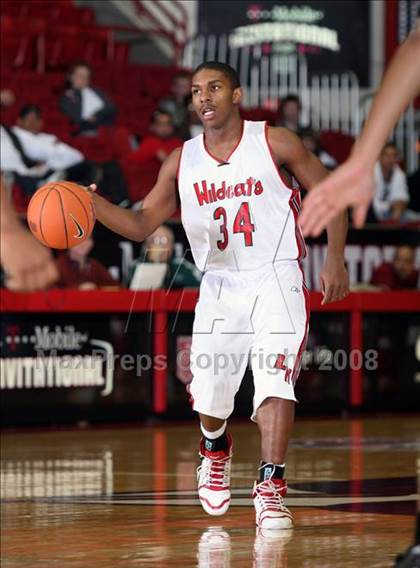 Thumbnail 3 in South Atlanta vs. Lawrence North (T-Mobile Invitational) photogallery.