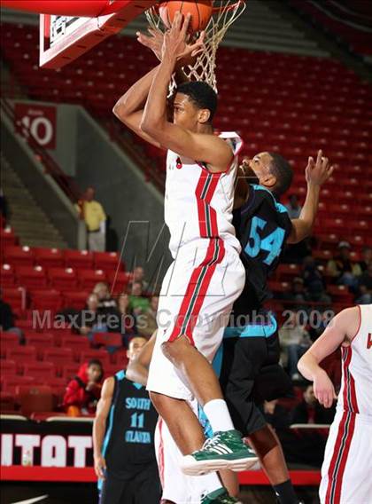 Thumbnail 2 in South Atlanta vs. Lawrence North (T-Mobile Invitational) photogallery.