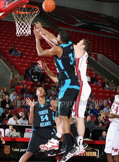 Thumbnail 2 in South Atlanta vs. Lawrence North (T-Mobile Invitational) photogallery.