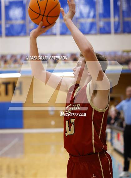 Thumbnail 1 in Logan @ Sky View (Sophomore) photogallery.