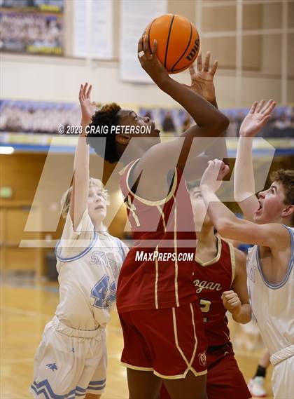 Thumbnail 2 in Logan @ Sky View (Sophomore) photogallery.