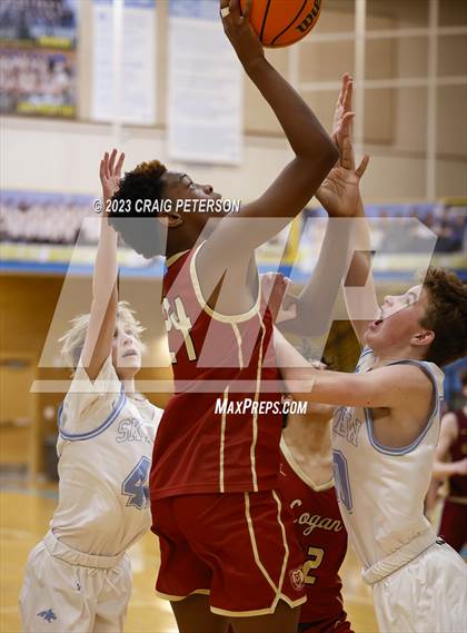 Thumbnail 3 in Logan @ Sky View (Sophomore) photogallery.