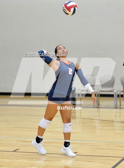 Thumbnail 3 in Seven Lakes vs Brandeis (KISD/CFISD Tournament) photogallery.