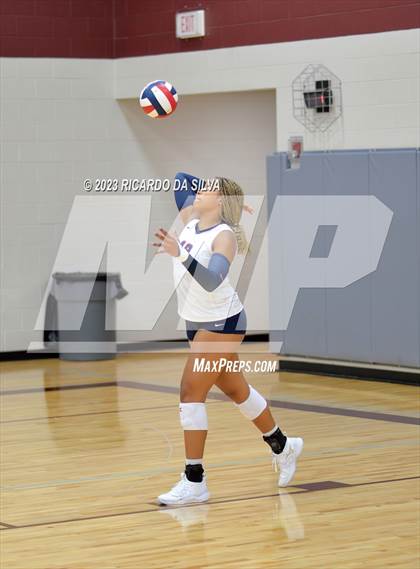 Thumbnail 2 in Seven Lakes vs Brandeis (KISD/CFISD Tournament) photogallery.
