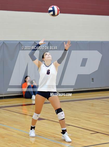Thumbnail 3 in Seven Lakes vs Brandeis (KISD/CFISD Tournament) photogallery.