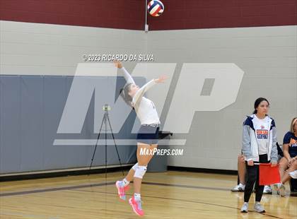 Thumbnail 3 in Seven Lakes vs Brandeis (KISD/CFISD Tournament) photogallery.