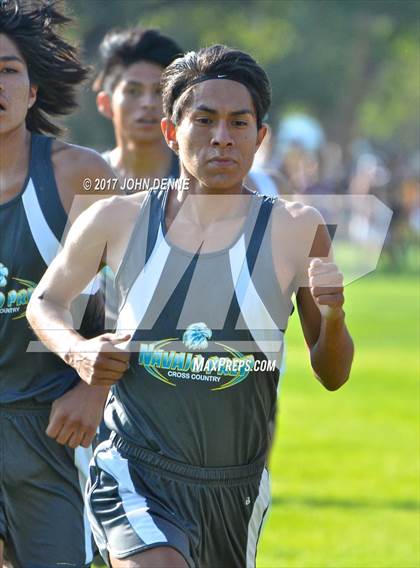 Thumbnail 2 in UNM Invitational photogallery.