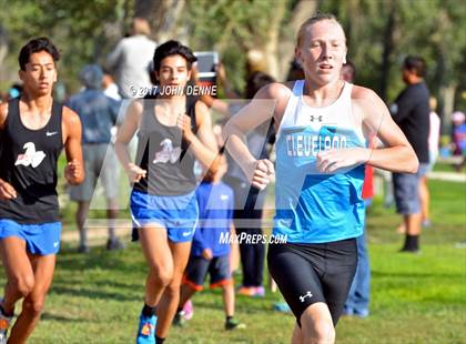 Thumbnail 1 in UNM Invitational photogallery.