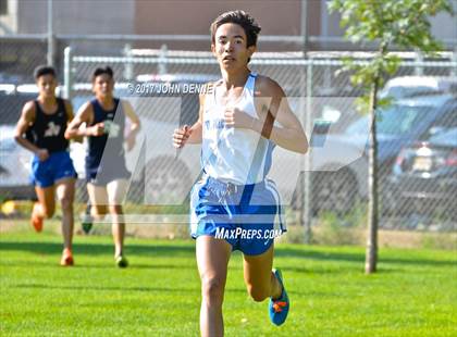 Thumbnail 3 in UNM Invitational photogallery.