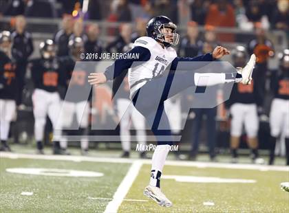 Thumbnail 3 in Bakersfield @ Central (CIF D1 Central Section Final) photogallery.