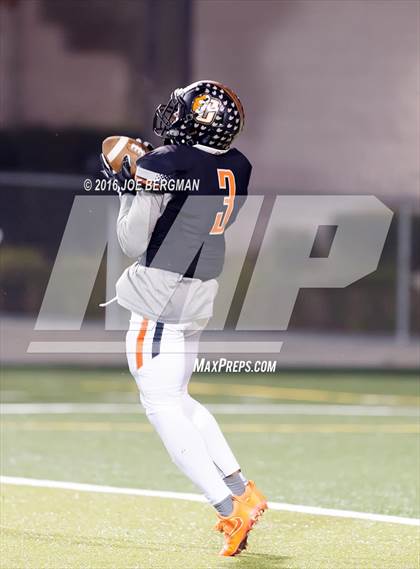Thumbnail 2 in Bakersfield @ Central (CIF D1 Central Section Final) photogallery.