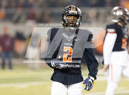 Thumbnail 3 in Bakersfield @ Central (CIF D1 Central Section Final) photogallery.
