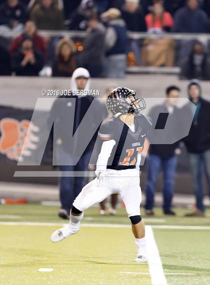 Thumbnail 3 in Bakersfield @ Central (CIF D1 Central Section Final) photogallery.