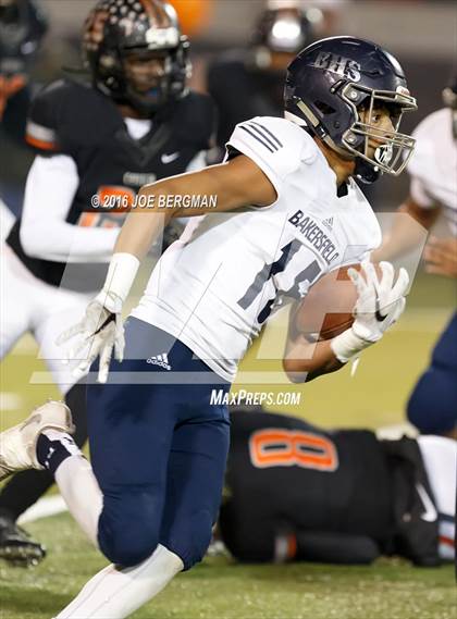 Thumbnail 2 in Bakersfield @ Central (CIF D1 Central Section Final) photogallery.