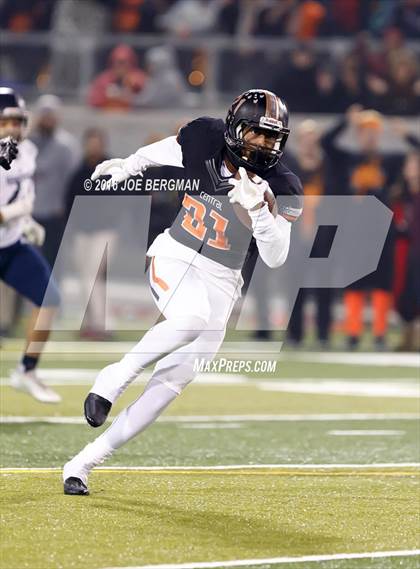 Thumbnail 1 in Bakersfield @ Central (CIF D1 Central Section Final) photogallery.