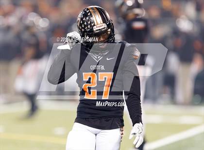 Thumbnail 3 in Bakersfield @ Central (CIF D1 Central Section Final) photogallery.