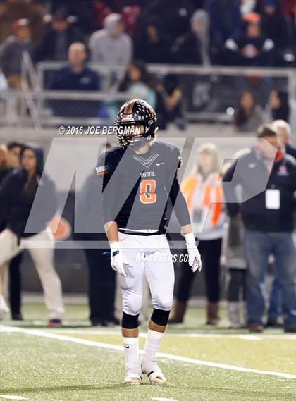 Thumbnail 1 in Bakersfield @ Central (CIF D1 Central Section Final) photogallery.