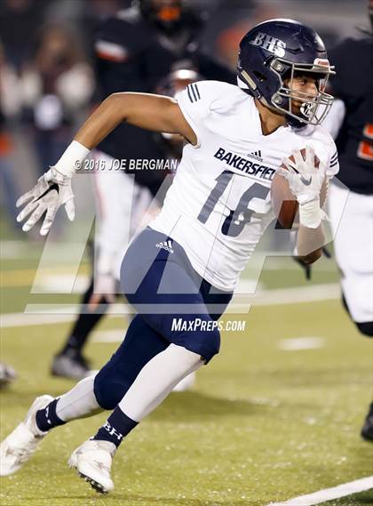 Thumbnail 2 in Bakersfield @ Central (CIF D1 Central Section Final) photogallery.
