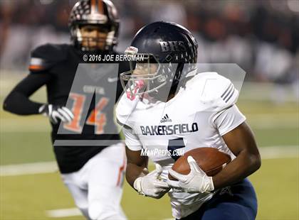 Thumbnail 1 in Bakersfield @ Central (CIF D1 Central Section Final) photogallery.