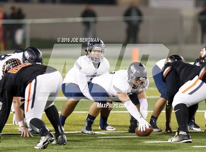 Thumbnail 3 in Bakersfield @ Central (CIF D1 Central Section Final) photogallery.