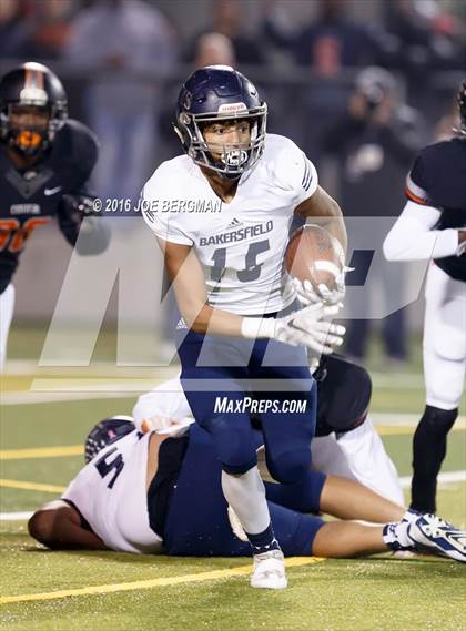 Thumbnail 1 in Bakersfield @ Central (CIF D1 Central Section Final) photogallery.