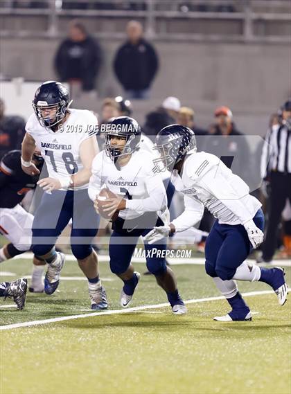 Thumbnail 3 in Bakersfield @ Central (CIF D1 Central Section Final) photogallery.