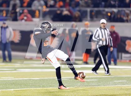Thumbnail 2 in Bakersfield @ Central (CIF D1 Central Section Final) photogallery.