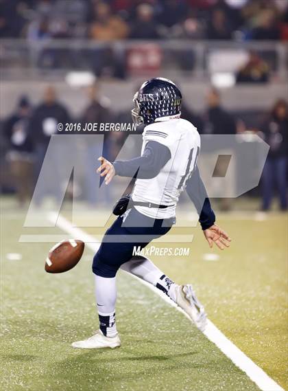 Thumbnail 1 in Bakersfield @ Central (CIF D1 Central Section Final) photogallery.