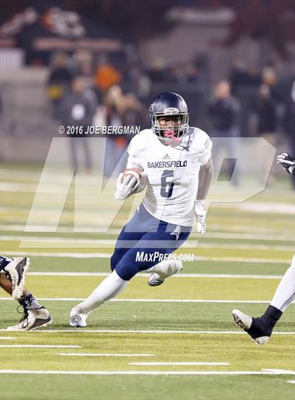 Thumbnail 3 in Bakersfield @ Central (CIF D1 Central Section Final) photogallery.