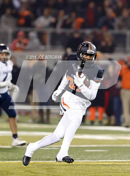 Thumbnail 2 in Bakersfield @ Central (CIF D1 Central Section Final) photogallery.