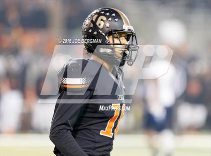Thumbnail 3 in Bakersfield @ Central (CIF D1 Central Section Final) photogallery.