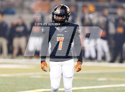 Thumbnail 1 in Bakersfield @ Central (CIF D1 Central Section Final) photogallery.