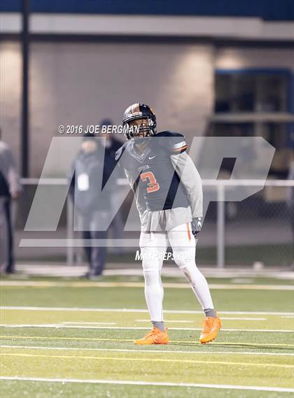 Thumbnail 3 in Bakersfield @ Central (CIF D1 Central Section Final) photogallery.
