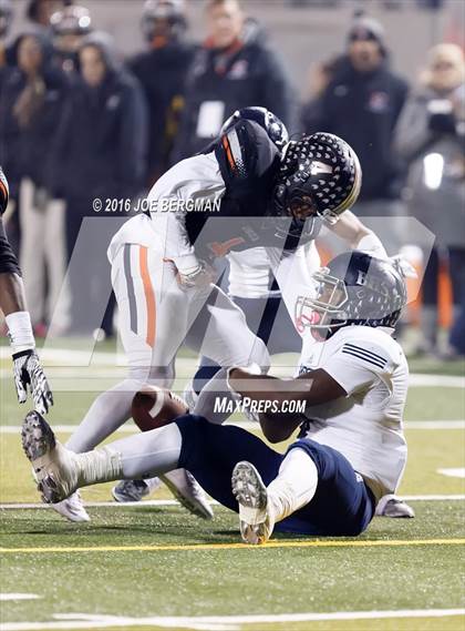 Thumbnail 3 in Bakersfield @ Central (CIF D1 Central Section Final) photogallery.
